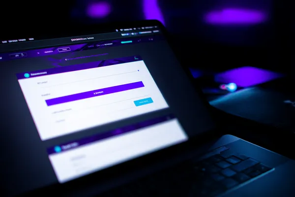 A confident dealer surrounded by casino chips inviting players to access their JLMMM account, reflecting quick and easy login options.